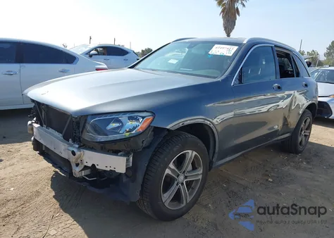 2016 Mercedes-Benz Glc 300 z USA, uszkodzony, nr VIN WDC0G4JB5GF009359